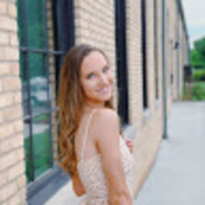 Meet your Posher, Lindsey